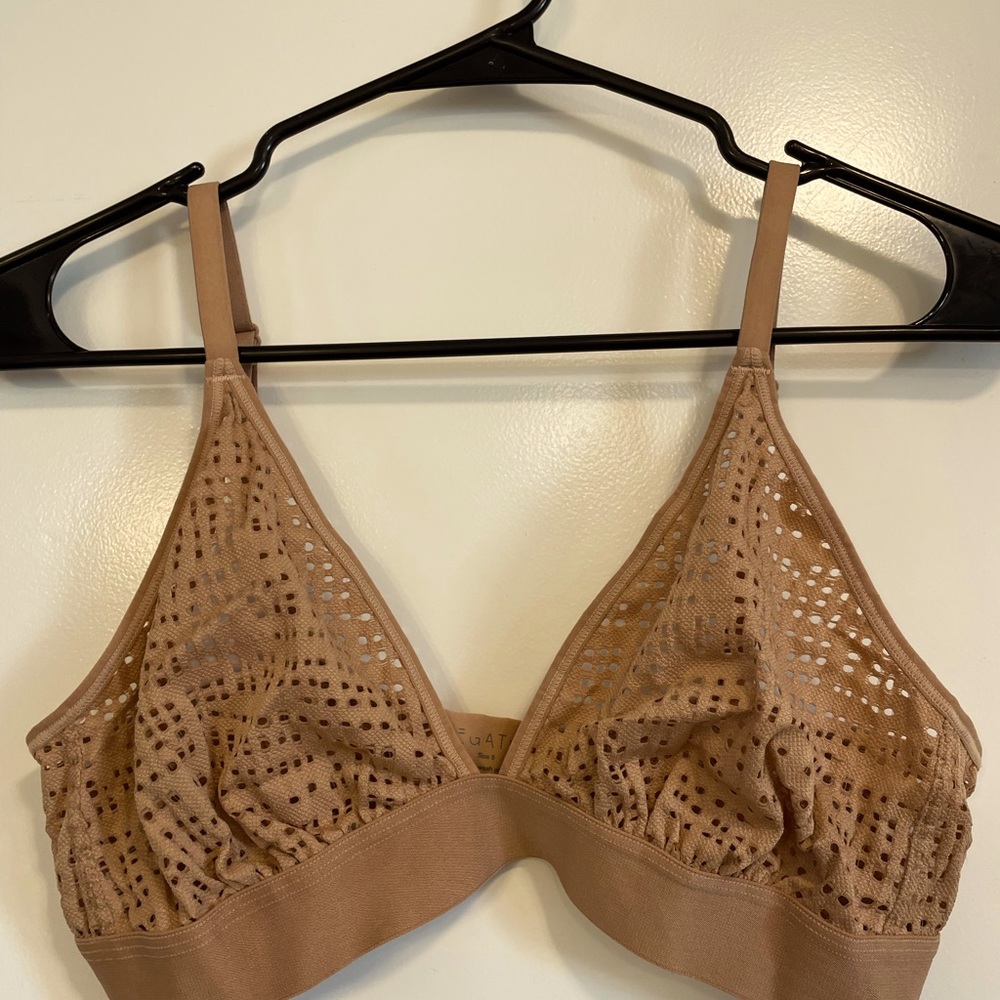 Negative Bra